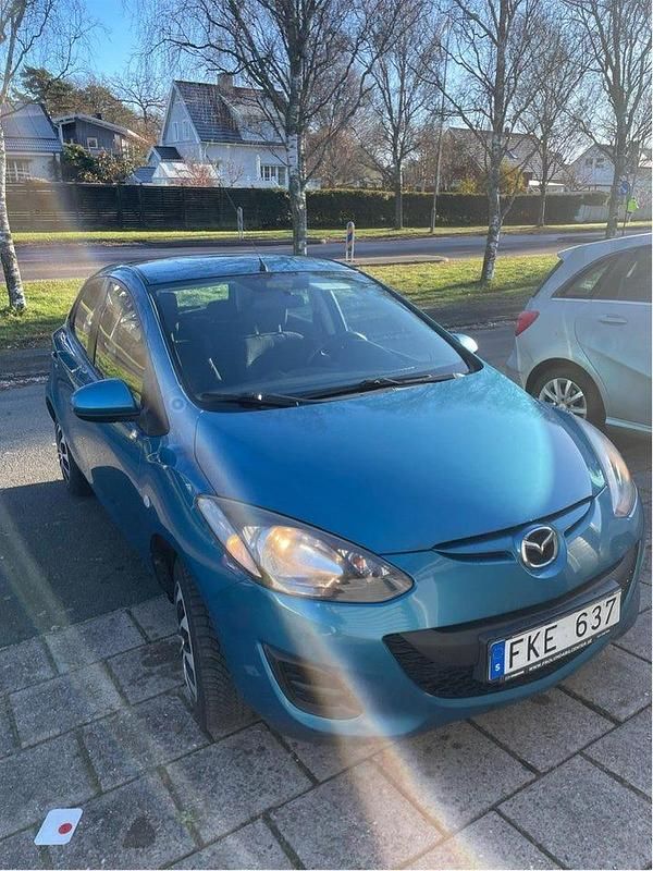 Begagnad 2012 Mazda 2 Halvkombi | 39 000 kr (Bra pris) - Bild 1/4