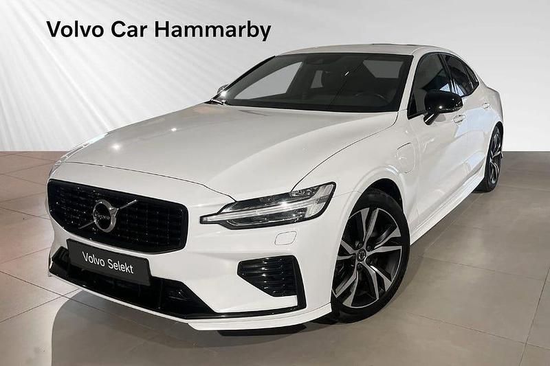 Vit Begagnad 2021 Volvo S60 R-Design Sedan | 329 000 kr (Marknadspris) - Bild 1/3
