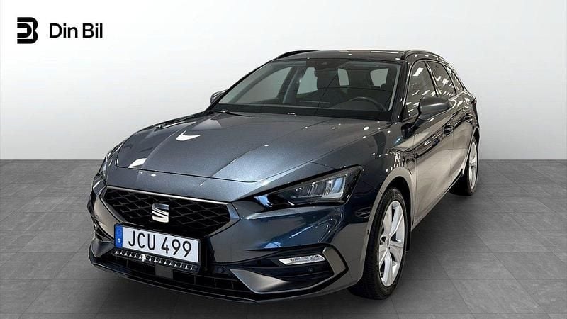 Grå Begagnad 2021 Seat Leon Kombi | 229 900 kr (Marknadspris) - Bild 1/4
