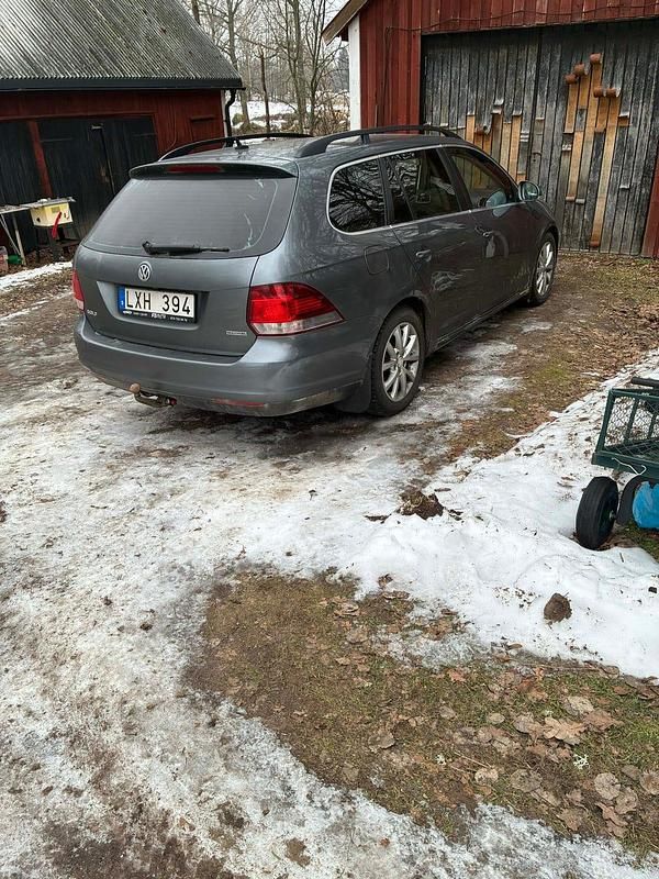 Begagnad VW Golf VII 102 HK (75 kW) 2012 Kombi