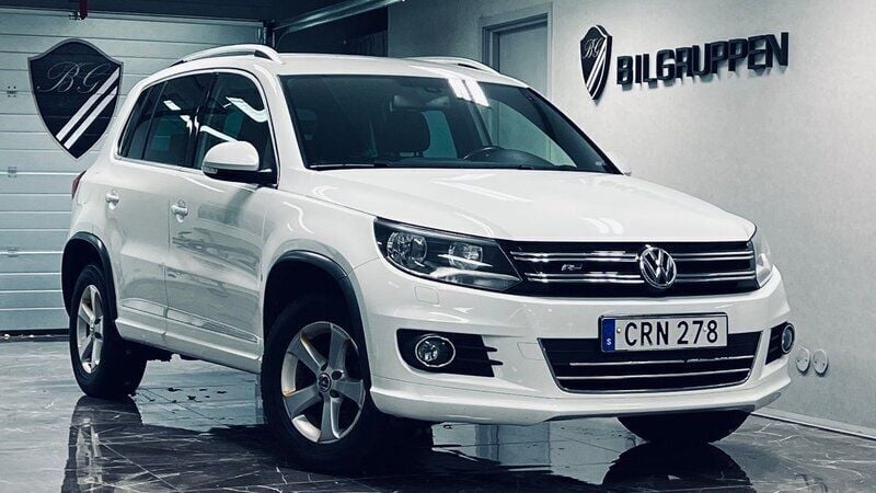 Vit Begagnad 2014 VW Tiguan R-line SUV | 119 000 kr (Lite dyr) - Bild 1/4