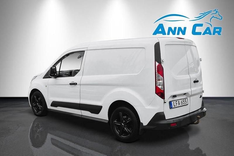 Begagnad Ford Transit Connect 120 HK (88 kW) 2016 Vit Minibuss