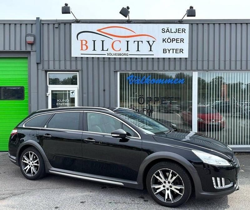 Svart Begagnad 2013 Peugeot 508 RXH Kombi | 57 900 kr (Marknadspris) - Bild 1/4