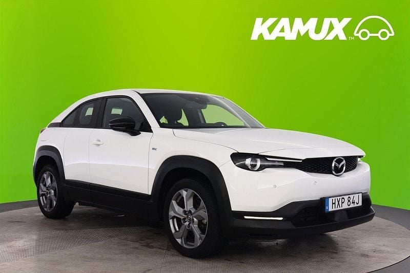 Vit Begagnad 2022 Mazda MX30 SUV | 160 800 kr (Marknadspris) - Bild 1/4