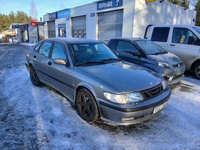Begagnad Saab 9-3 185 HK (136 kW) 2002