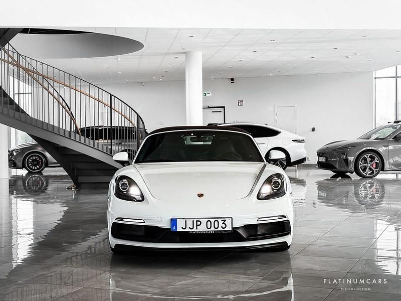 Begagnad Porsche 718 Boxster 400 HK (294 kW) 2024 Flerfärgad Cab