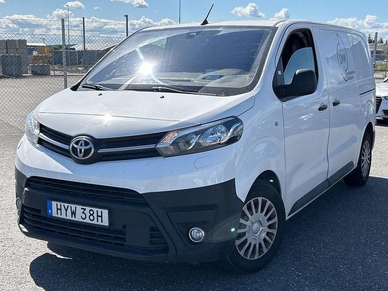 Vit Begagnad 2019 Toyota Proace Van | 91 000 kr - Bild 1/4