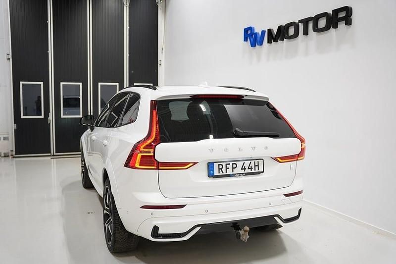 Begagnad Volvo XC60 405 HK (297 kW) 2022 Vit SUV