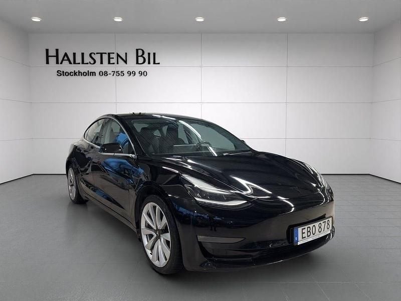 Begagnad Tesla Model 3 Long Range AWD 339 kW (462 HK) 2019 Svart Sedan