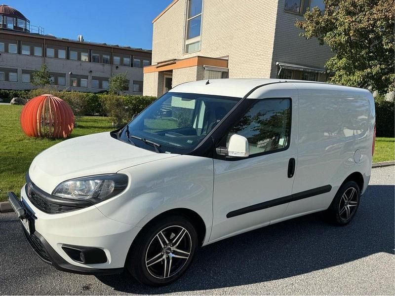 Begagnad 2019 Fiat Doblò Minibuss | 85 000 kr - Bild 1/4