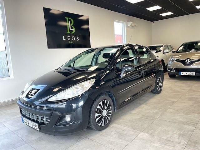 Svart Begagnad 2011 Peugeot 207 Halvkombi | 39 900 kr (Marknadspris) - Bild 1/4