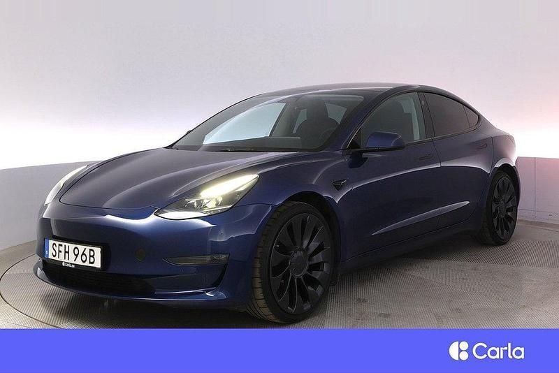 Blå Begagnad 2022 Tesla Model 3 Long Range AWD Sedan | 310 900 kr (Bra pris) - Bild 1/3