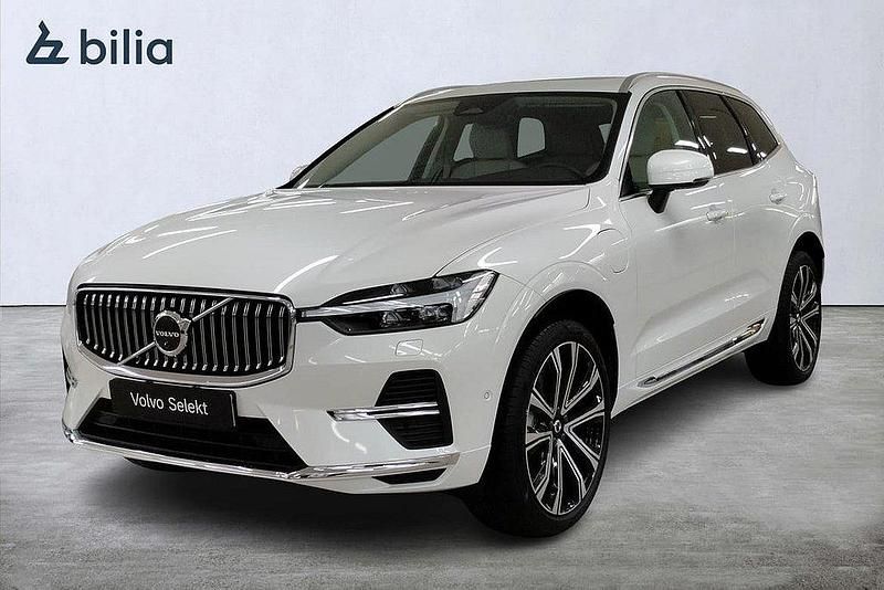 Vit Begagnad 2025 Volvo XC60 Plus SUV | 619 000 kr (Dyr) - Bild 1/3