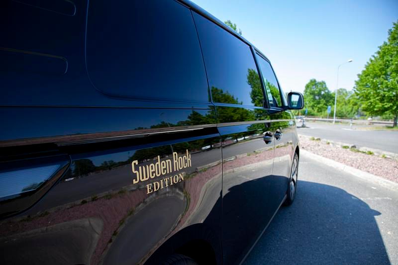 Begagnad VW ID. Buzz Edition 152 kW (207 HK) 2024 Svart Minibuss