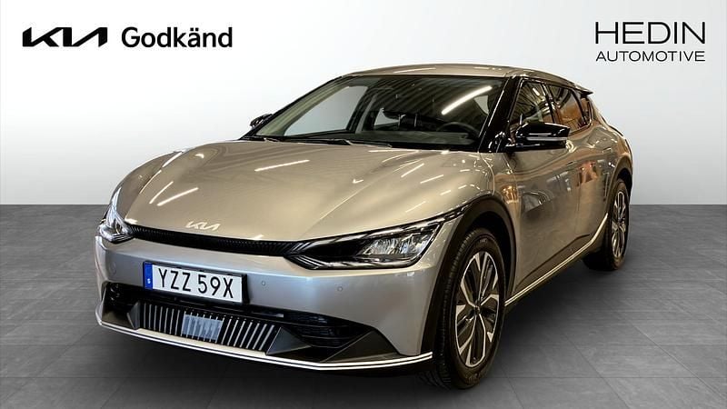 Svart Begagnad 2023 Kia EV6 Base SUV | 399 900 kr (Marknadspris) - Bild 1/4