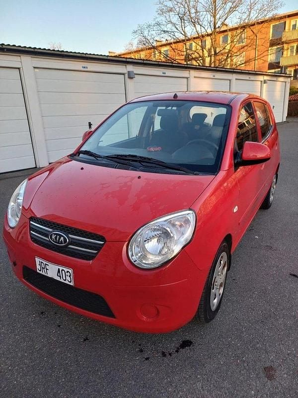 Röd Begagnad 2009 Kia Picanto EX Halvkombi | 59 000 kr (Marknadspris) - Bild 1/4