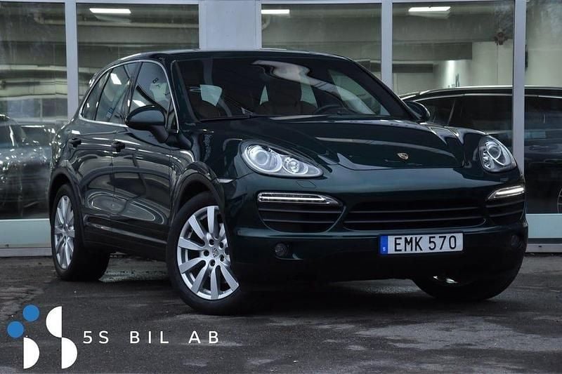 Mörkgrön Begagnad 2010 Porsche Cayenne S SUV | 149 900 kr - Bild 1/3