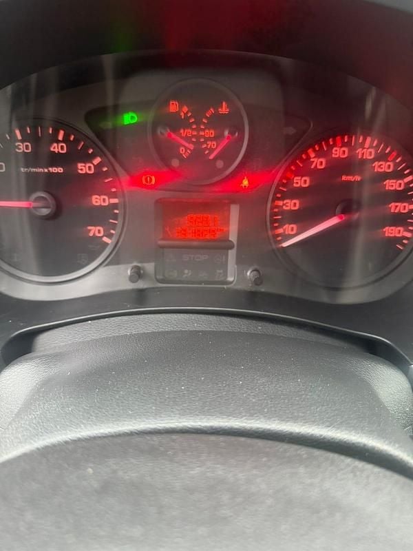 Begagnad 2011 Peugeot Partner Van | 44 900 kr (Marknadspris) - Bild 1/4