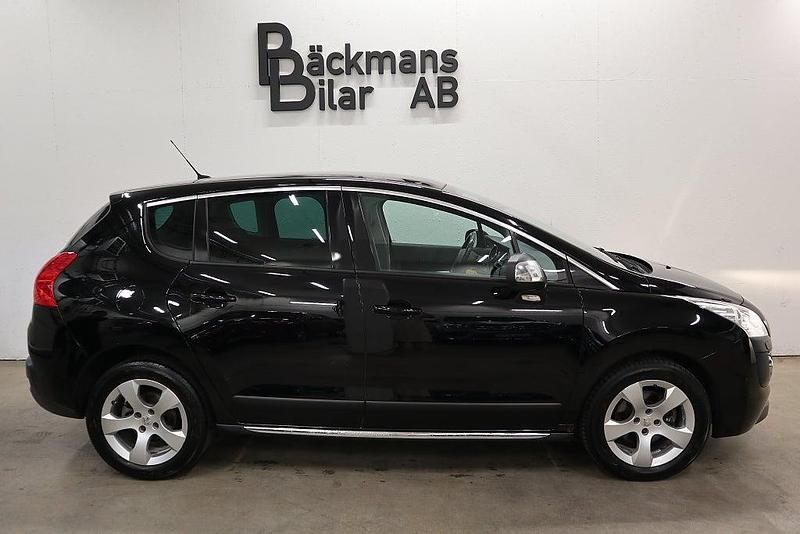 Svart Begagnad 2009 Peugeot 3008 Premium Kombi | 45 000 kr (Marknadspris) - Bild 1/4