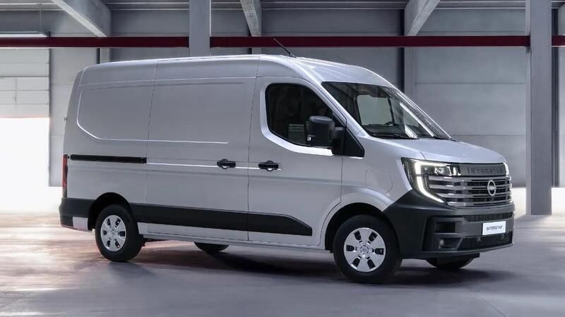 Vit Ny 2025 Nissan Interstar N-Connecta Van | 583 937 kr - Bild 1/4