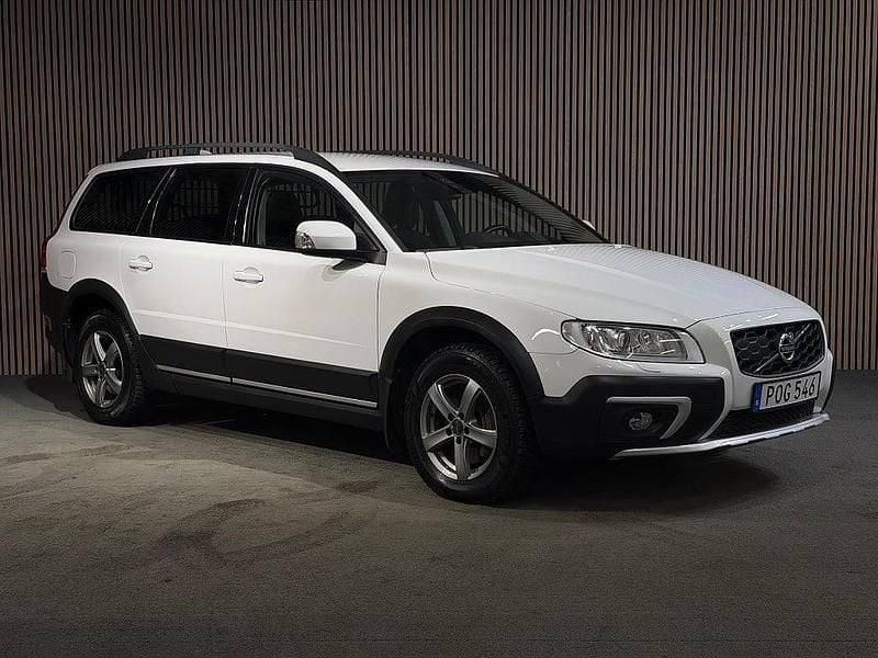 Begagnad Volvo XC70 Standard 181 HK (133 kW) 2016 Vit Kombi