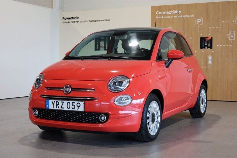 Röd Begagnad 2018 Fiat 500 Lounge Halvkombi | 99 800 kr (Marknadspris) - Bild 1/3