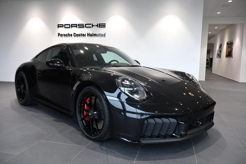 Ny Porsche 911 541 HK (397 kW) 2025 Svart Sportkupé