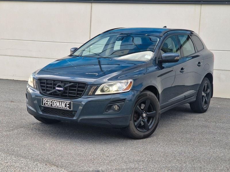 Begagnad 2010 Volvo XC60 Momentum SUV | 79 900 kr (Superpris) - Bild 1/4