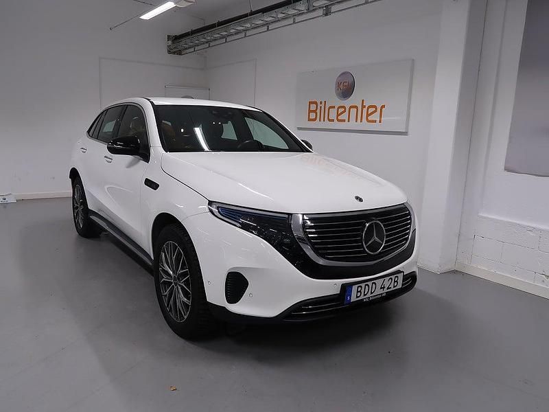 Begagnad Mercedes EQC400 300 kW (408 HK) 2021 Vit SUV