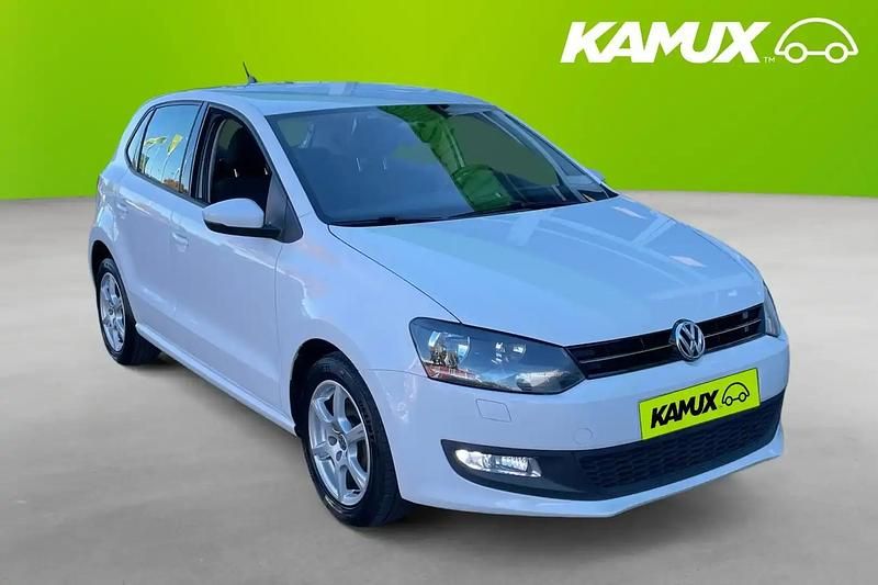 Vit Begagnad 2014 VW Polo Halvkombi | 78 700 kr (Marknadspris) - Bild 1/4