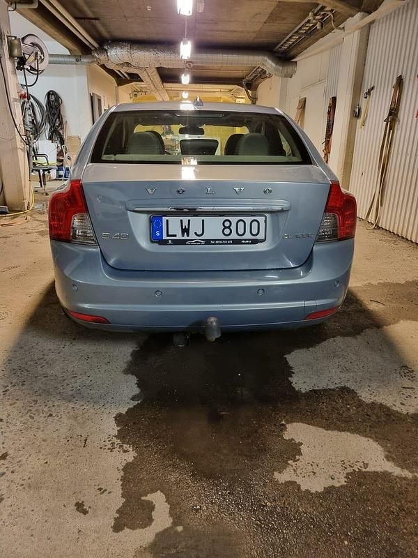 Begagnad Volvo S40 115 HK (84 kW) 2012 Blå metallic Sedan