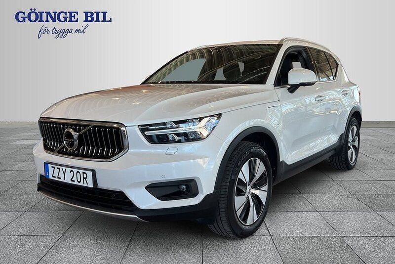 Vit Begagnad 2021 Volvo XC40 SUV | 289 000 kr (Bra pris) - Bild 1/3