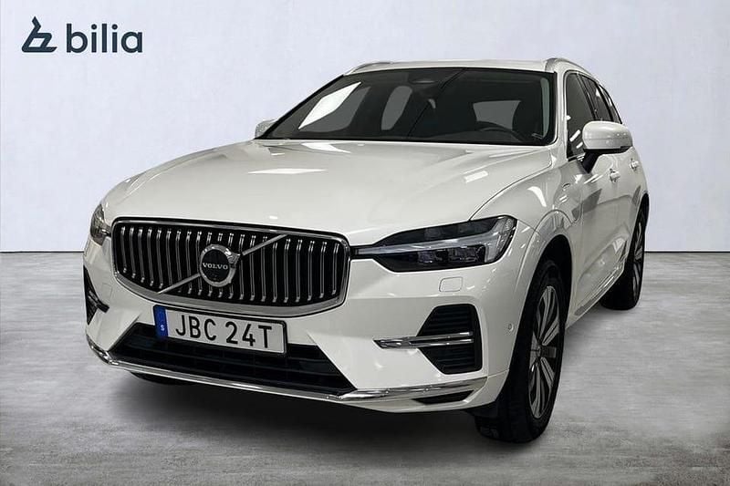 Begagnad Volvo XC60 Plus 355 HK (261 kW) 2025 Vit SUV