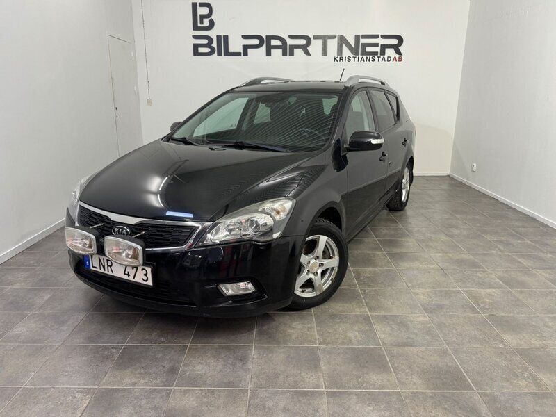 Svart Begagnad 2010 Kia Ceed Sportswagon 4 Kombi | 44 900 kr (Marknadspris) - Bild 1/4