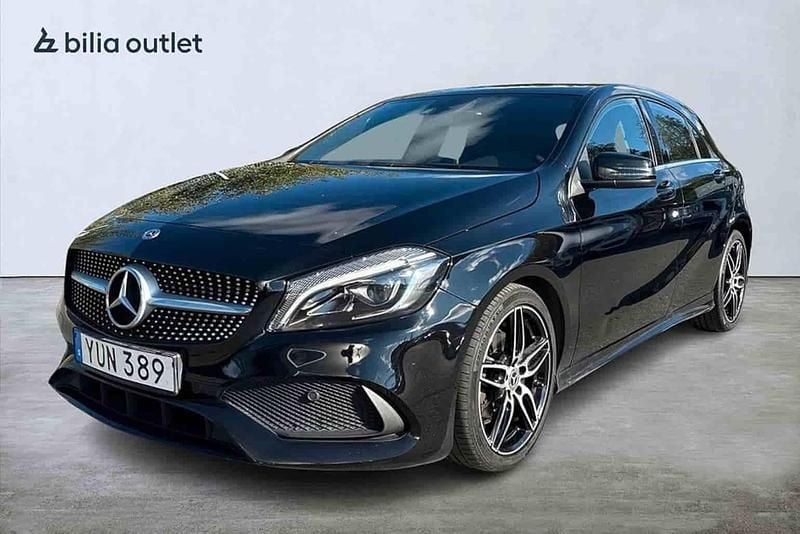 Svart Begagnad 2018 Mercedes A180 Halvkombi | 174 900 kr - Bild 1/1