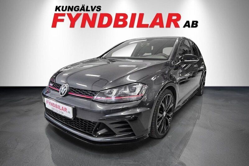 Grå Begagnad 2016 VW Golf VII GTI Clubsport Halvkombi | 254 900 kr (Marknadspris) - Bild 1/3