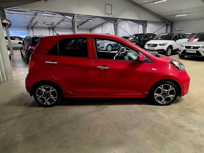 Begagnad Kia Picanto 69 HK (50 kW) 2014 Röd Halvkombi