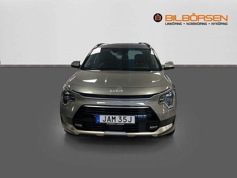Begagnad Kia Niro 105 HK (77 kW) 2023 /klg/ steel grey SUV