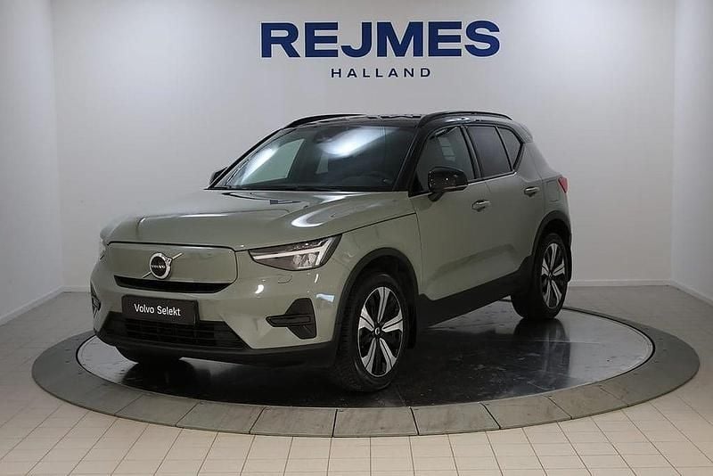 Begagnad Volvo XC40 Core 185 kW (252 HK) 2022 Grön SUV