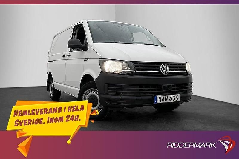 Vit Begagnad 2018 VW Transporter Van | 154 900 kr - Bild 1/3