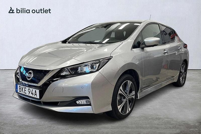 Silver Begagnad 2020 Nissan Leaf 360º Halvkombi | 169 900 kr (Marknadspris) - Bild 1/4