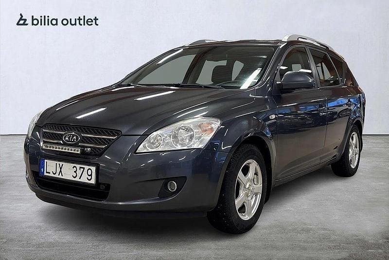 Grå Begagnad 2008 Kia Ceed Sportswagon Kombi | 19 900 kr (Marknadspris) - Bild 1/4