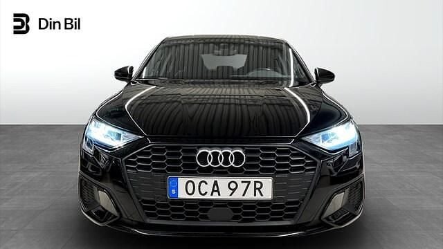Begagnad Audi A3 Proline 150 HK (110 kW) 2023 Brilliantsvart Sedan