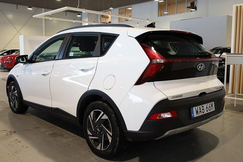 Begagnad Hyundai Bayon Essential 101 HK (74 kW) 2022 Vit SUV