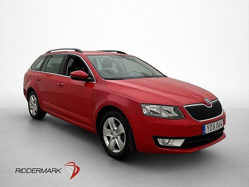Begagnad Skoda Octavia 110 HK (80 kW) 2016 Röd Halvkombi