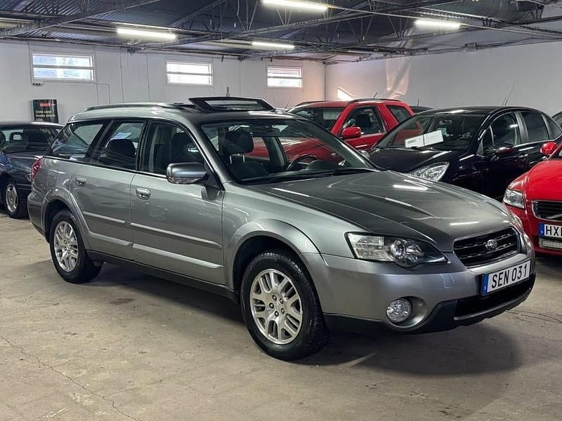 Begagnad Subaru Outback 173 HK (127 kW) 2006 Grå Kombi
