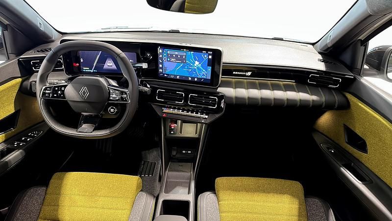 Ny Renault R5 Iconic 110 kW (150 HK) 2025 Halvkombi