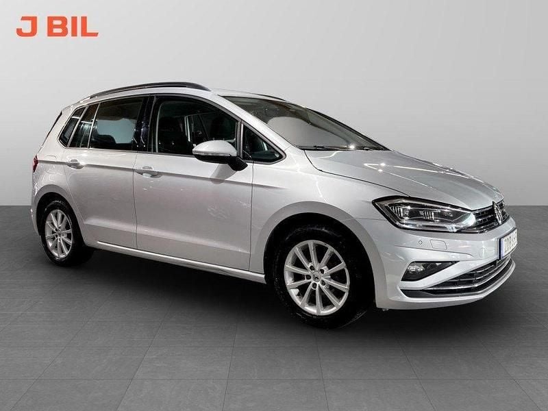 Silver Begagnad 2017 VW Golf VII Kombi | 164 900 kr (Marknadspris) - Bild 1/4