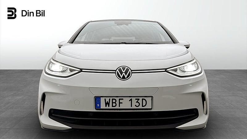 Begagnad VW ID.3 Comfortline 239 kW (326 HK) 2024 Glacier white metallic bl Halvkombi