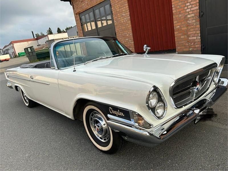 Vit Begagnad 1962 Chrysler 300 Cab | 399 000 kr - Bild 1/4